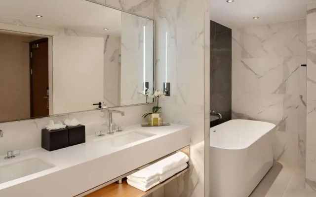 Hilton London Metropole