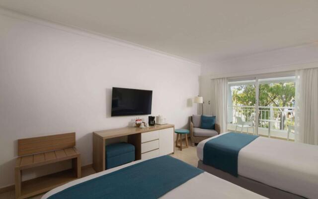 Wyndham Alltra Samana All Inclusive Resort