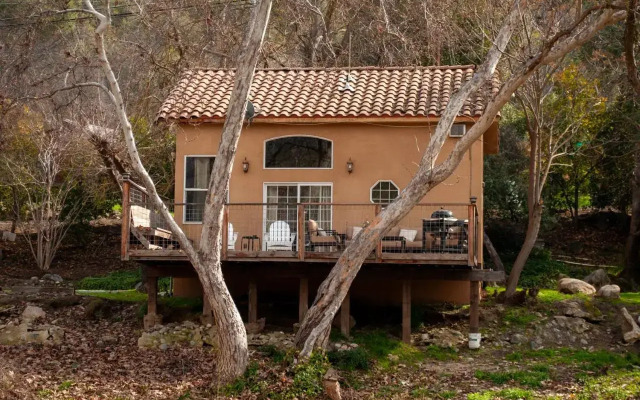 Sequoia Riverfront Cabins
