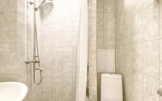 Apartamenty Scast'e zit' v centre Sevastopola na ul. Bol'saa Morskaa, d.41