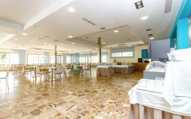 Отель Castilla Alicante