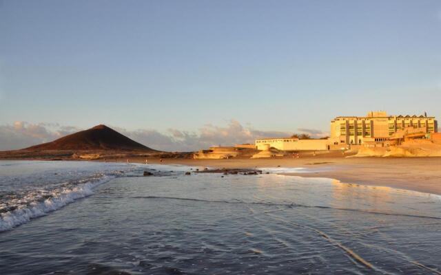 Playa Surf CBbC Hotel