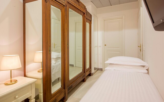 Arcom Palace Hotel