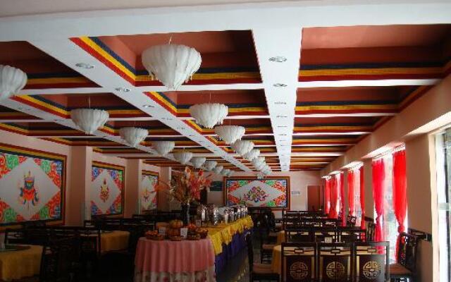 Starway Snow Lotus Hotel Jiuzhaigou