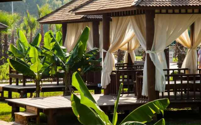 Eftalia Marin Resort Hotel