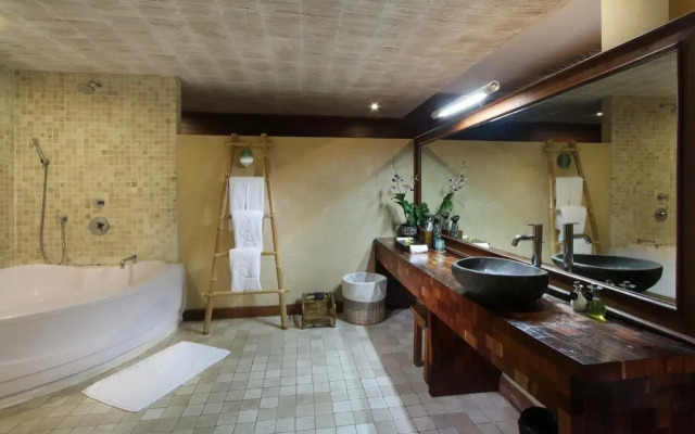 Kupu Kupu Barong Villas and Tree Spa by L'OCCITANE