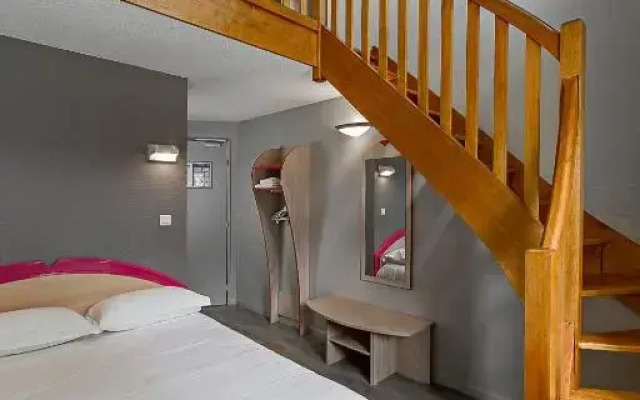 Отель B&B Hotel Aurillac Le Lioran