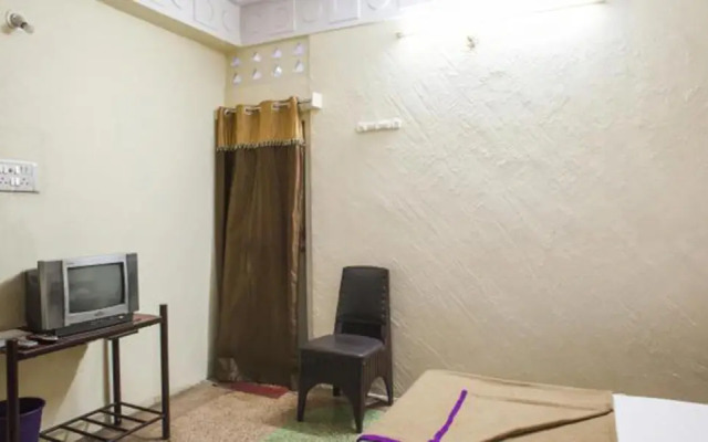 Hotel Chandra Gupta