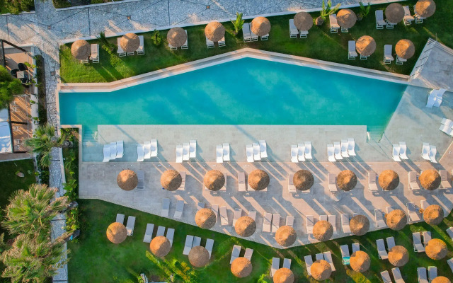 Pegasos Deluxe Beach Hotel