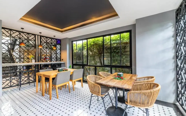 Antiya Hotel Phuket