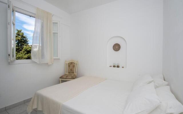 Cleopatra Seaside Homes Paros