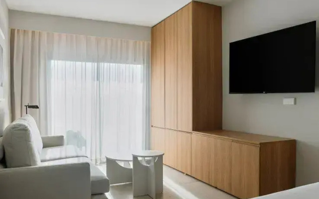 Prinsotel La Dorada Hotel