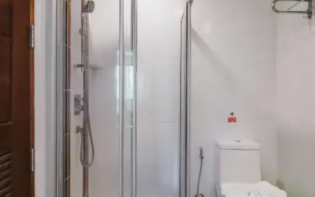 Elite Suites Patong Hotel