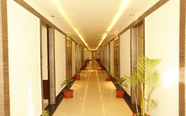 Hotel Aakash Residency