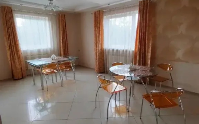 Krovat I Zavtrak Mini Hotel