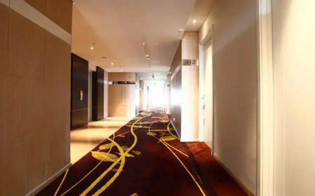 Citadines Connect Airport Jakarta