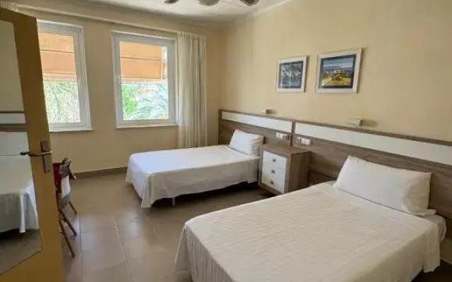 Отель Bahía - 30º Hotels