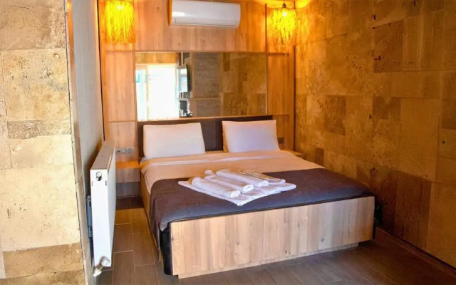 216 North Hotel & Wellness-Spa