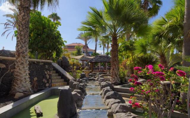 Regency Country Club, Apartments Suites