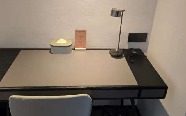 Wuxi National Software Park Zhenze Road Atour Hotel