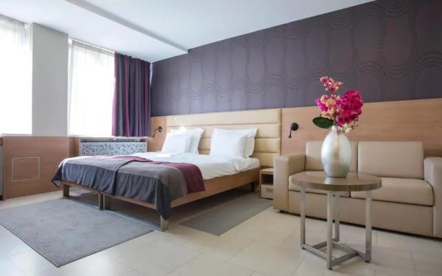 Hotel Srbija Garden Ex Garni