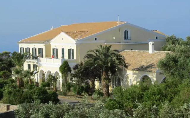 Levant Hotel