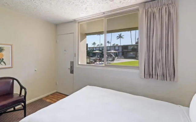 Maui Seaside Hotel