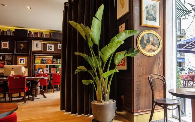 Browns Boutique Hotel