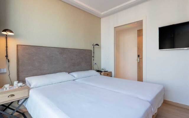 Kyrat Amarac Suites