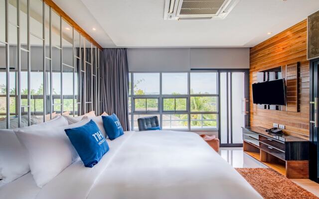 NH Boat Lagoon Phuket Resort