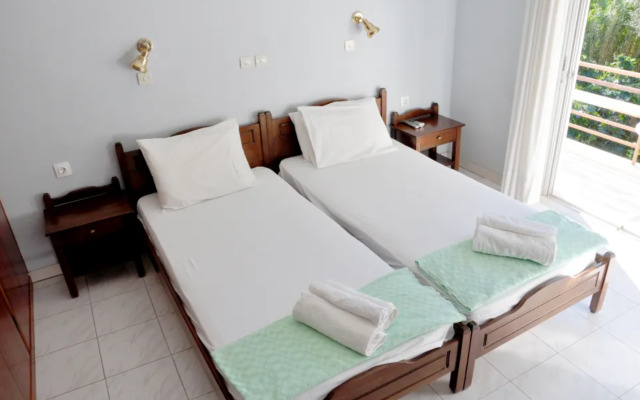 Glaros Rooms