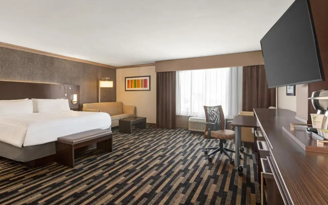 Holiday Inn Boston - Cambridge Area by IHG