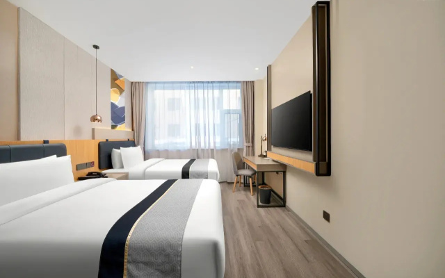 Отель Homeinn Selected (Suifenhe Maxime Building)