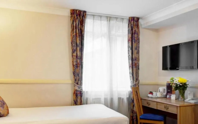 Berjaya Eden Park London Hotel