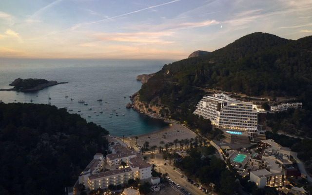 Cala San Miguel Hotel Ibiza, Curio Collection by Hilton