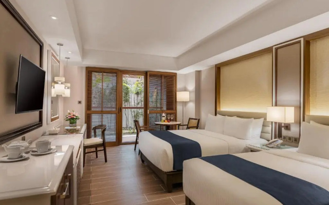 Henann Crystal Sands Resort