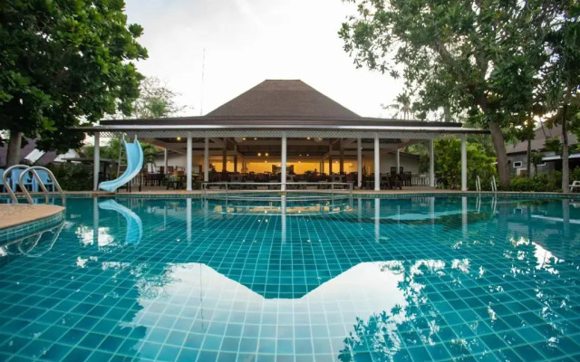 Southern Lanta Resort Hotel