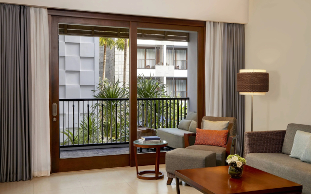 Courtyard By Marriott Bali Seminyak Resort