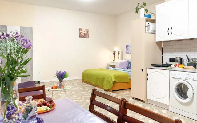 Apartamenty Scast'e zit' v centre Sevastopola na ul. Bol'saa Morskaa, d.41