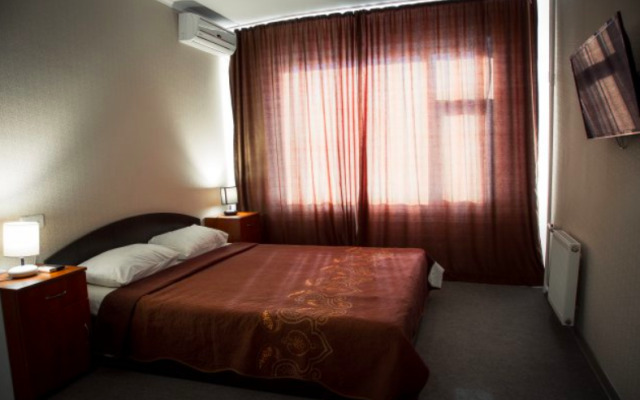 Hotel "Meridian"
