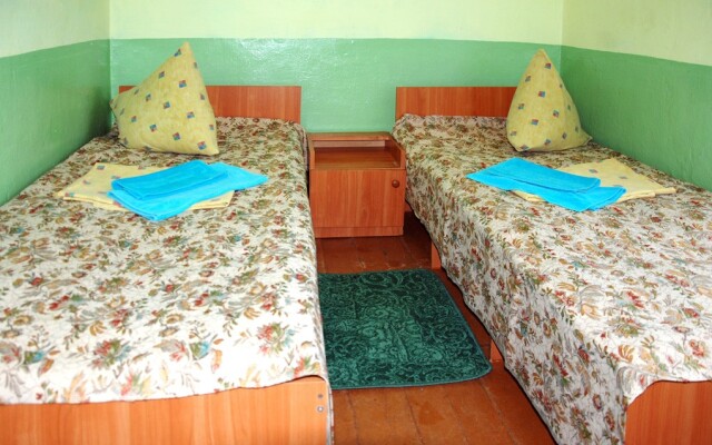Turbaza Mir Hotel