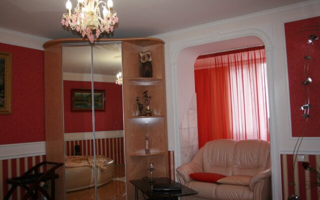 Na Sovetskoy 8 Apartment