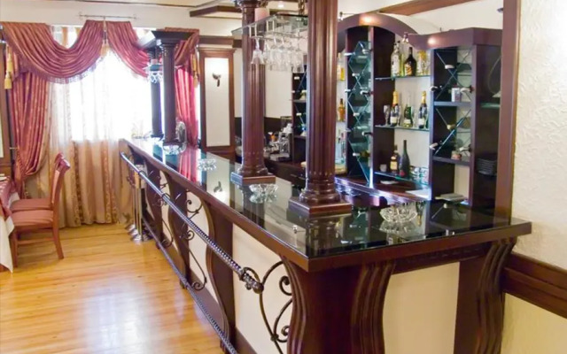 VIARDO Hotel
