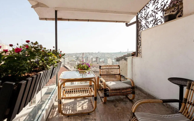 Origine RentalS Galata Tower