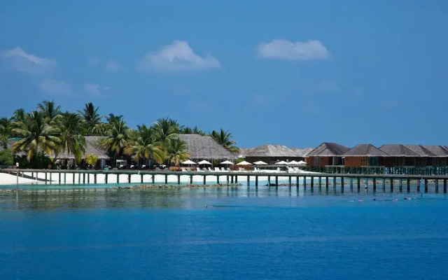 Vakarufalhi Island Resort & Spa