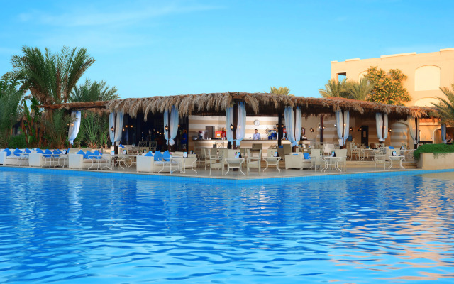 JAZ Aquamarine Hotel