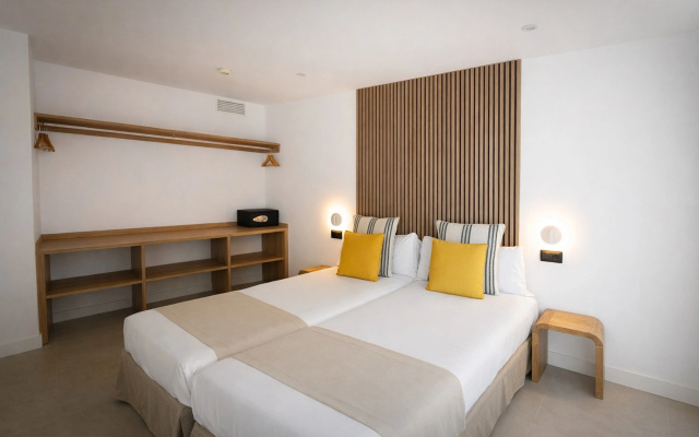 Vistasol Apartments