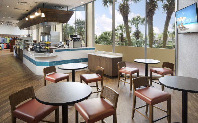 Royale Palms Condominiums