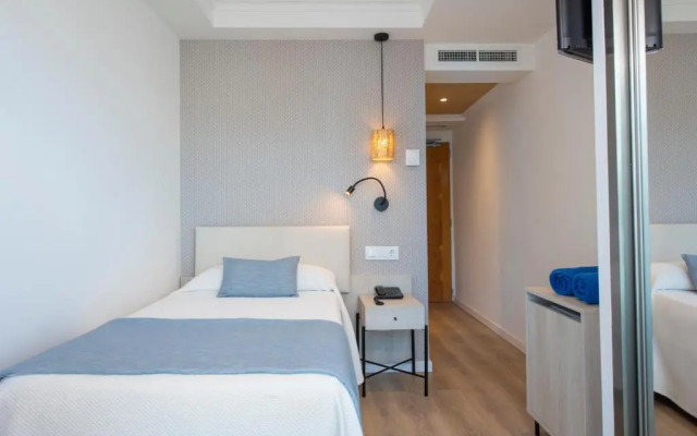 Отель HSM Atlantic Park Hotel