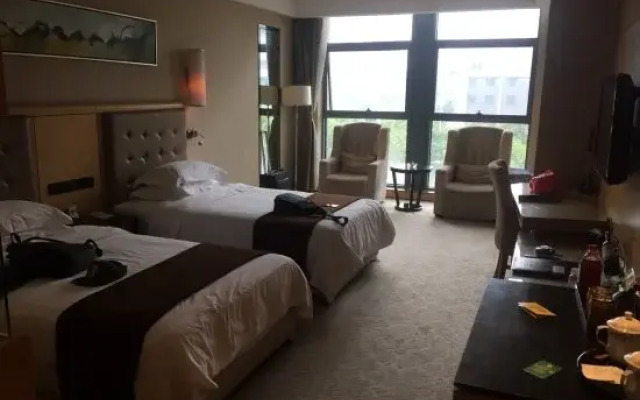 Hua Du CEO Business Hotel (Currently unavailable)